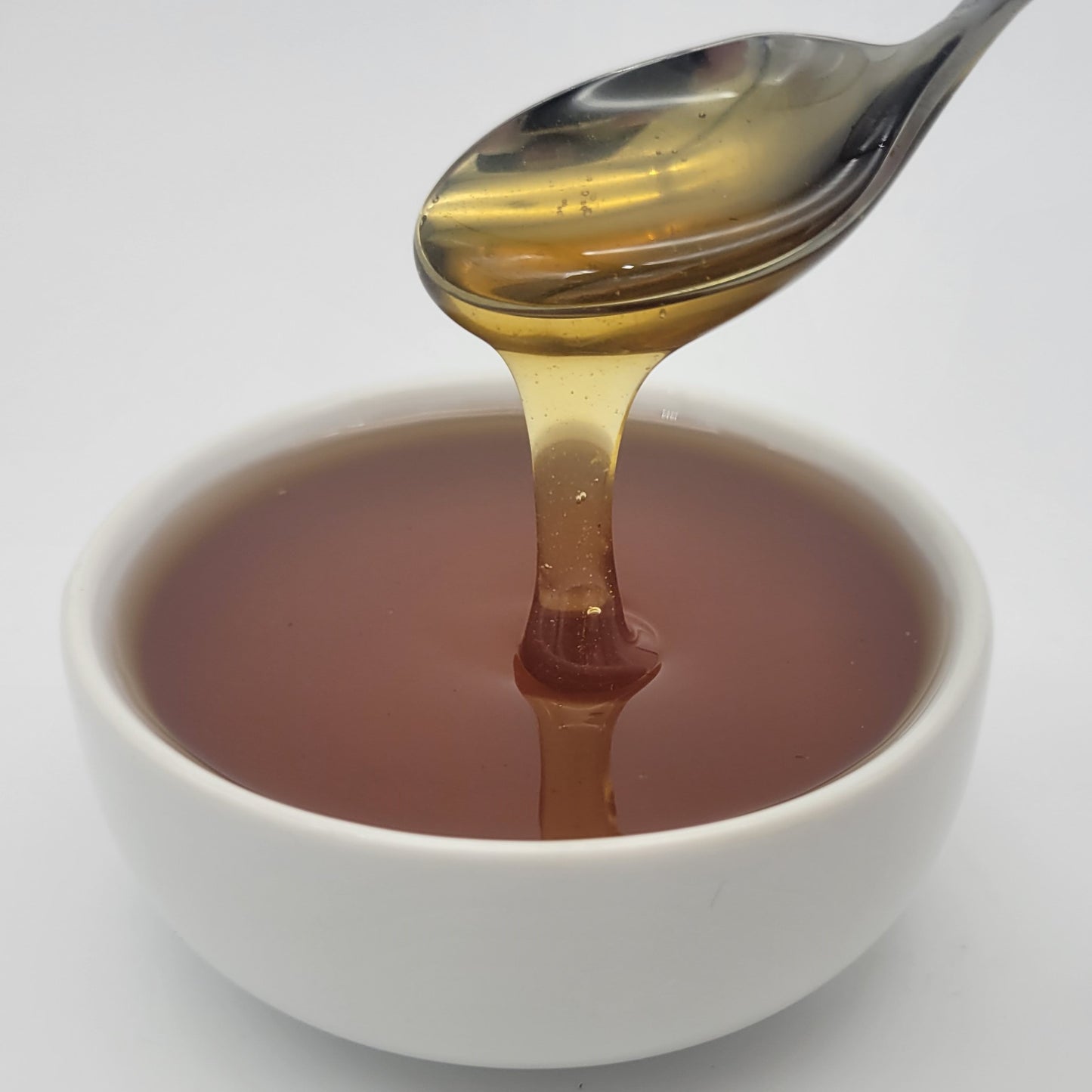 55 Gallon ( 650 lb ) Drum Raw Honey - Pure and strained - 650lb barrel - Wholesale Bulk. 650 pound Multifloral Honey. Light Amber